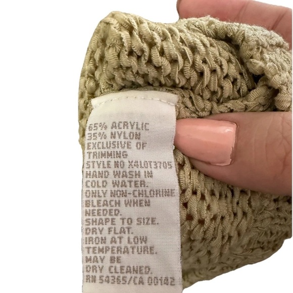 TanJay Metallic Knit Top - Picture 3 of 4